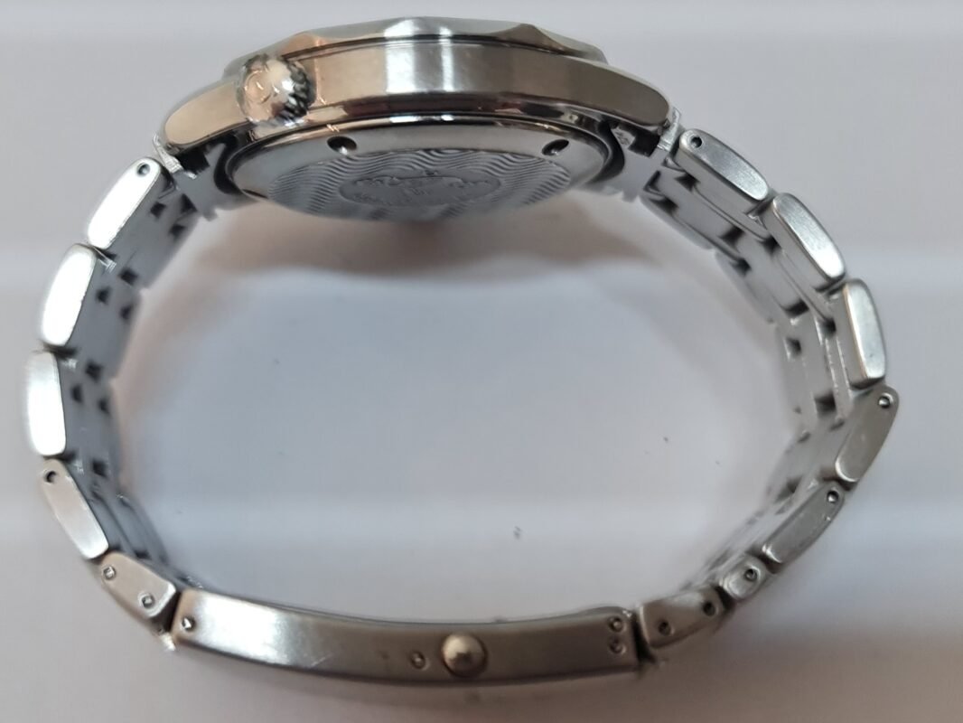 omega horloge band polijsten