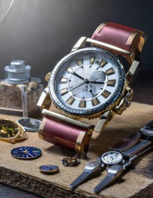 Hermes horloge service reparatie en onderhoud: vertrouw uw waardevolle horloge toe aan onze experts voor professionele service in Nederland.