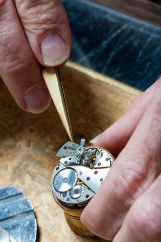 cartier reparatie service