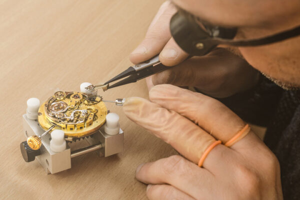 exclusieve horloge reparaties