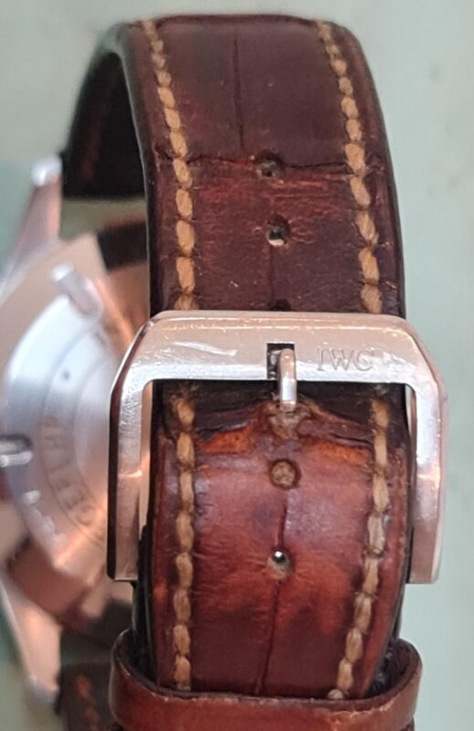 iwc band reviseren