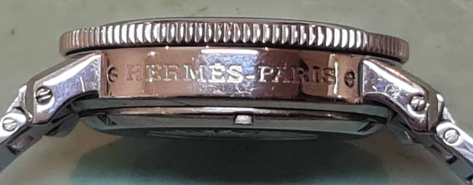 hermes horloge reviseren