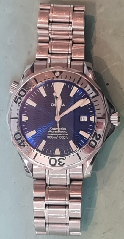 omega seamaster reviseren