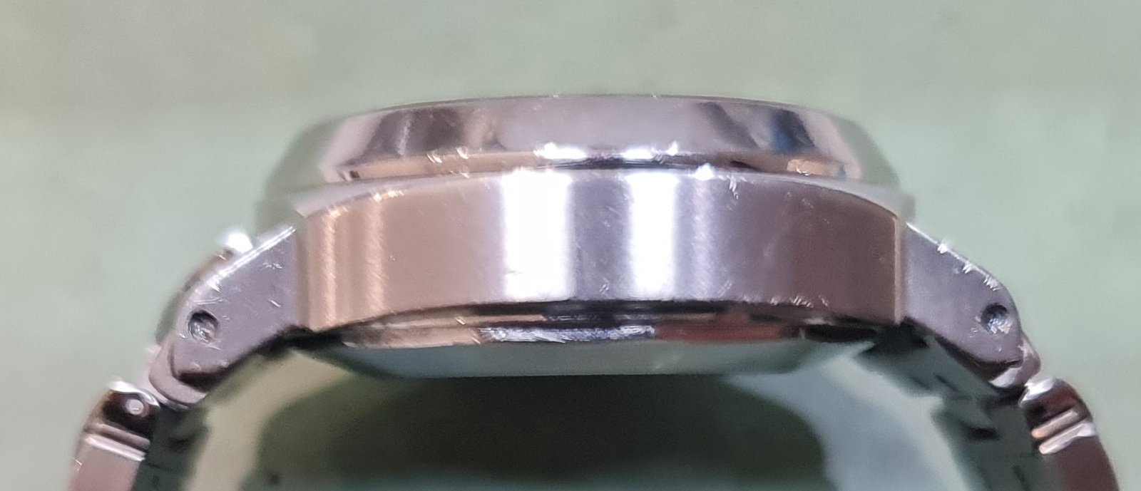 panerai kast polijsten