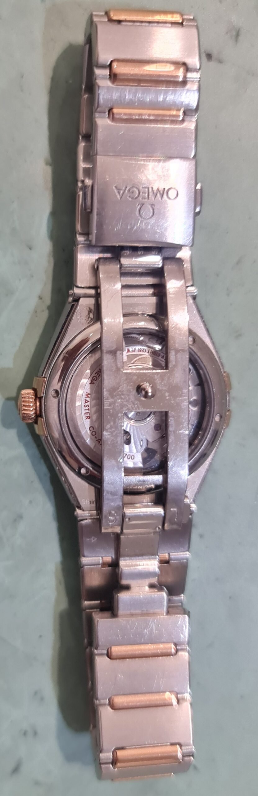 omega uurwerk reparatie