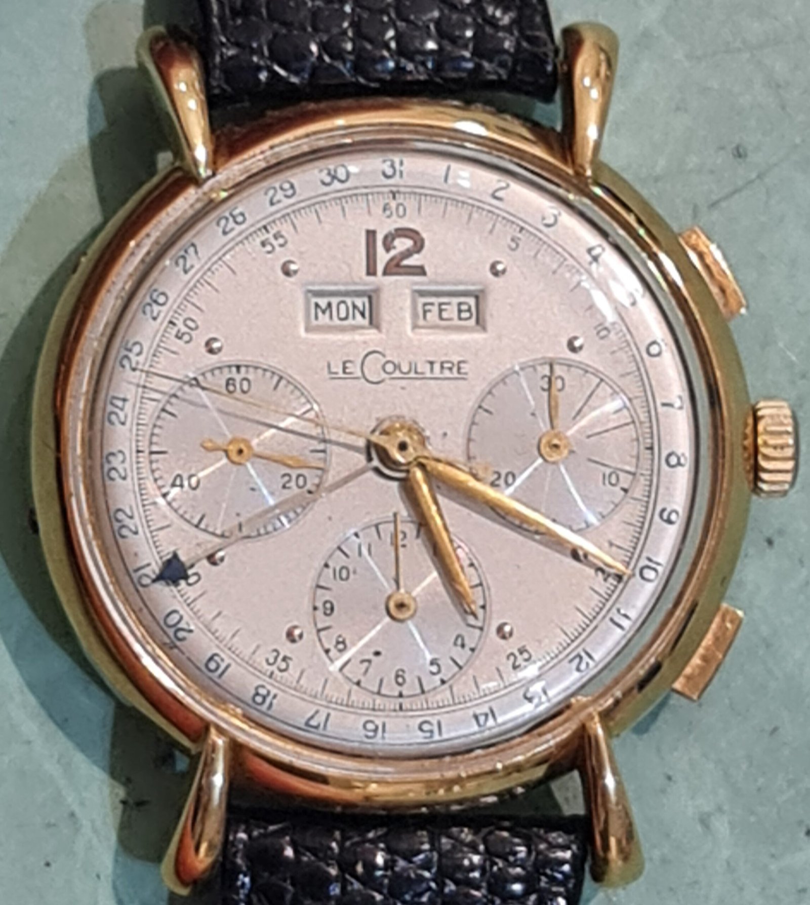 horloge Jaeger-LeCoultre kapot