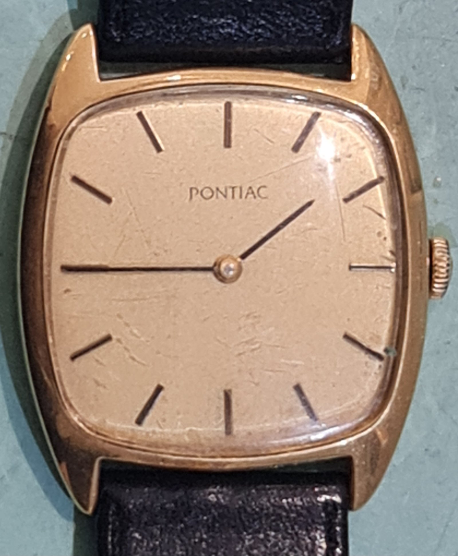 pontiac horloge repareren