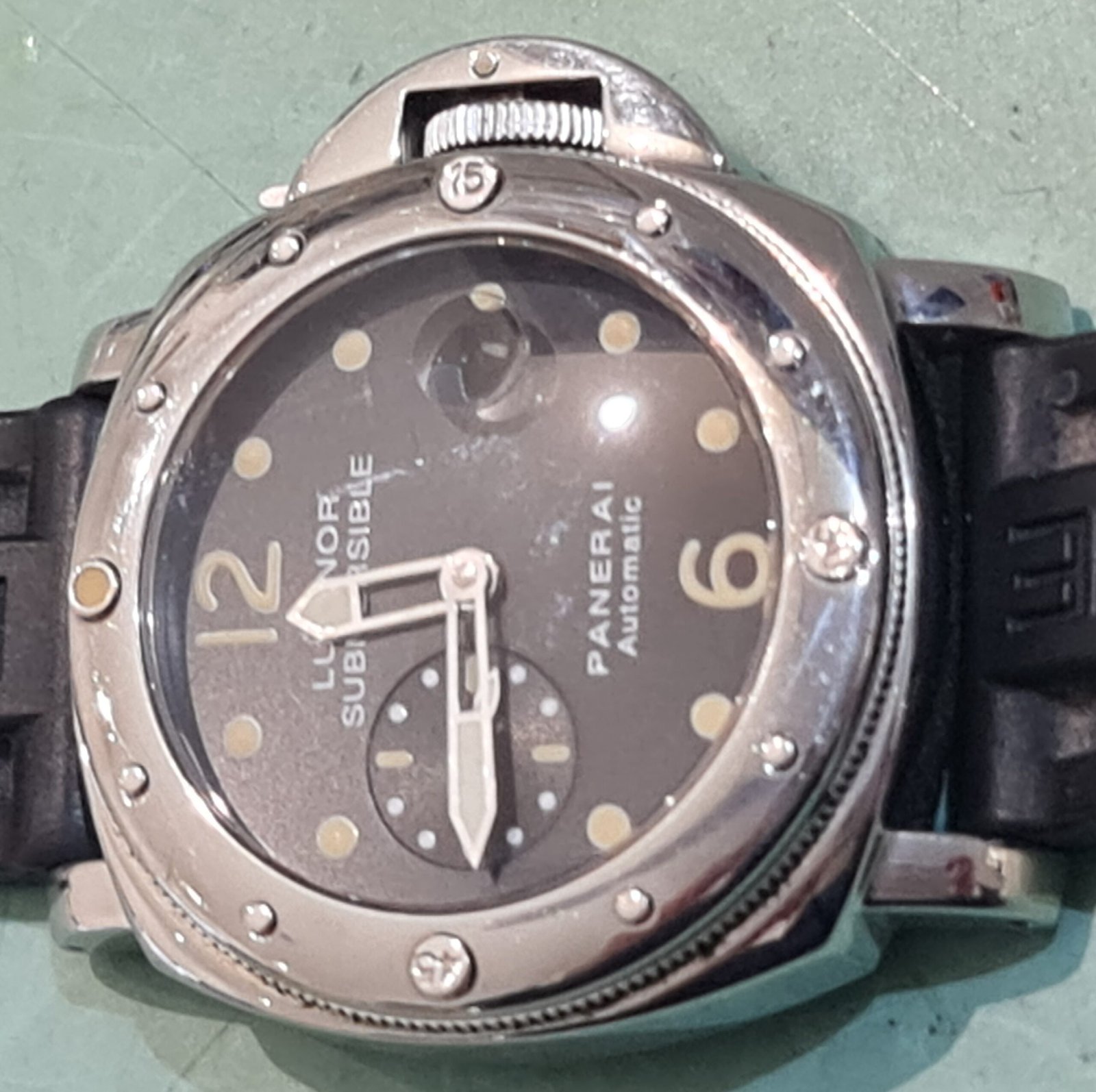 service panerai horloge
