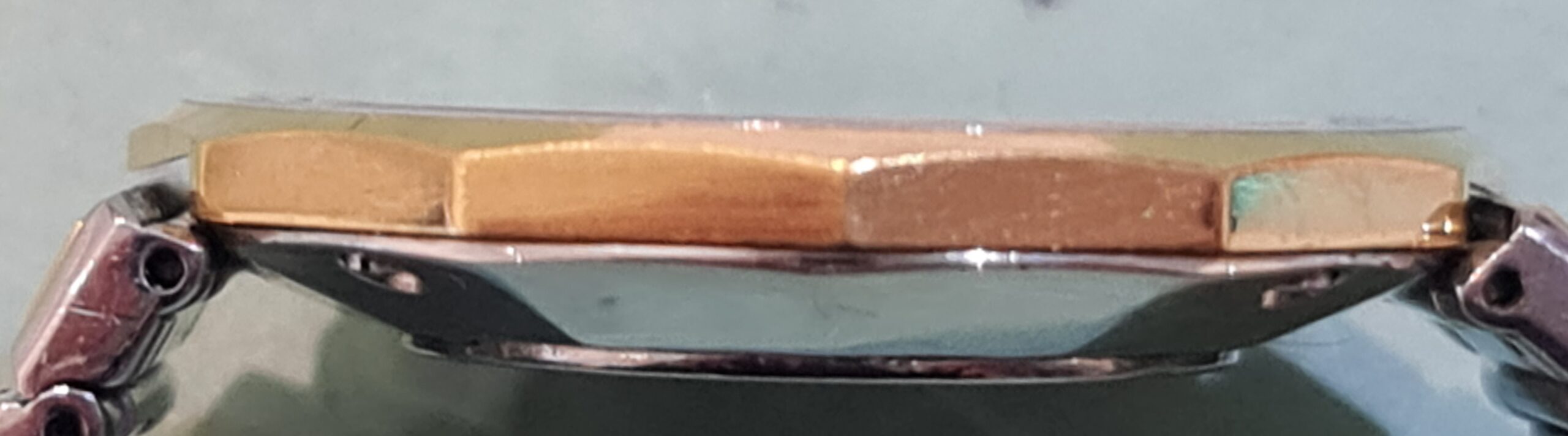 kast corum horlogemaker