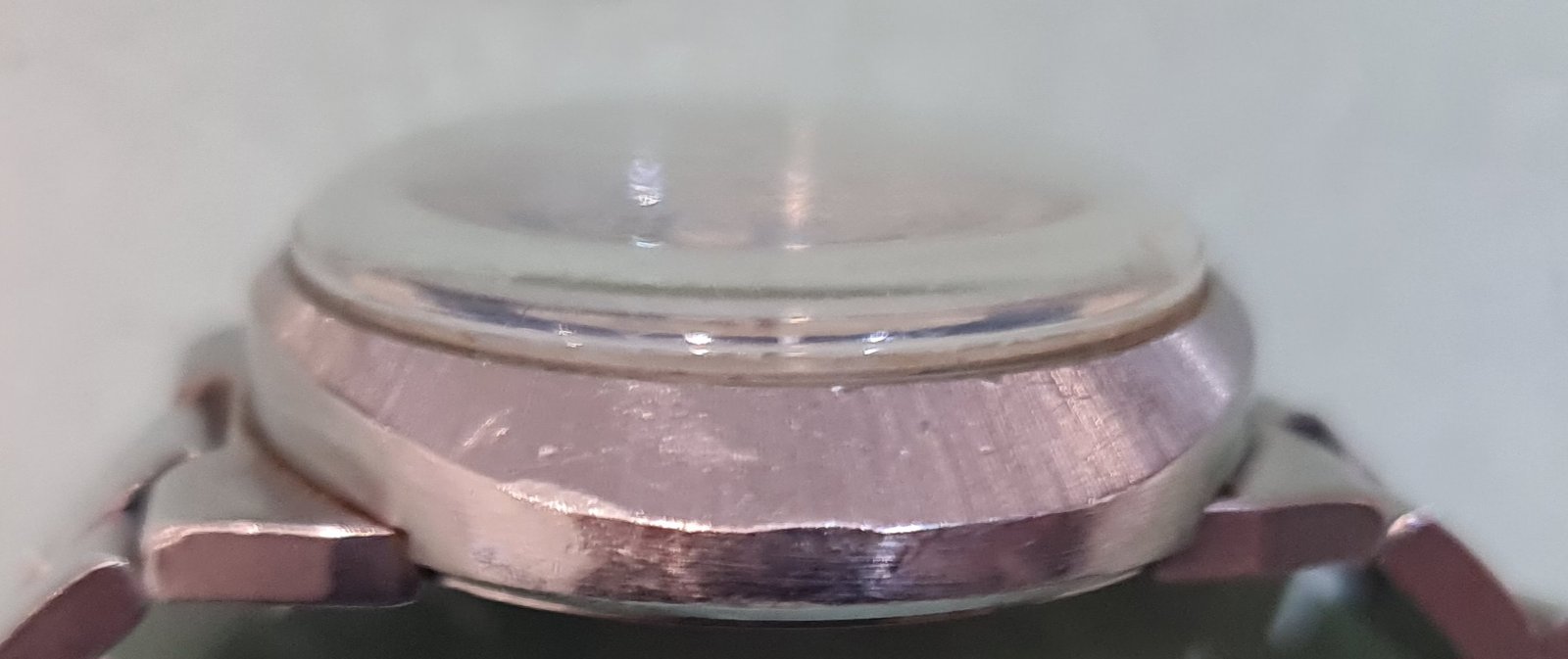 dynamic omega kast polijsten