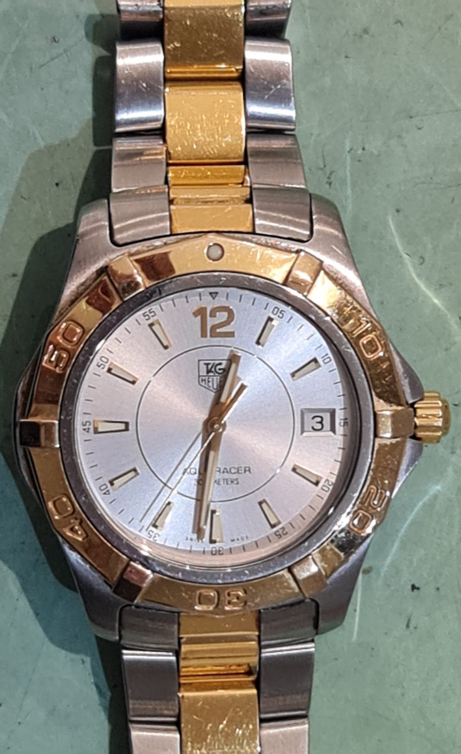 tag heuer aquaracer is kapot