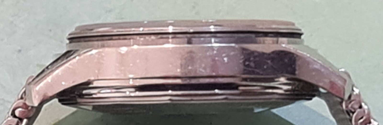 breitling chronoliner kast polijsten