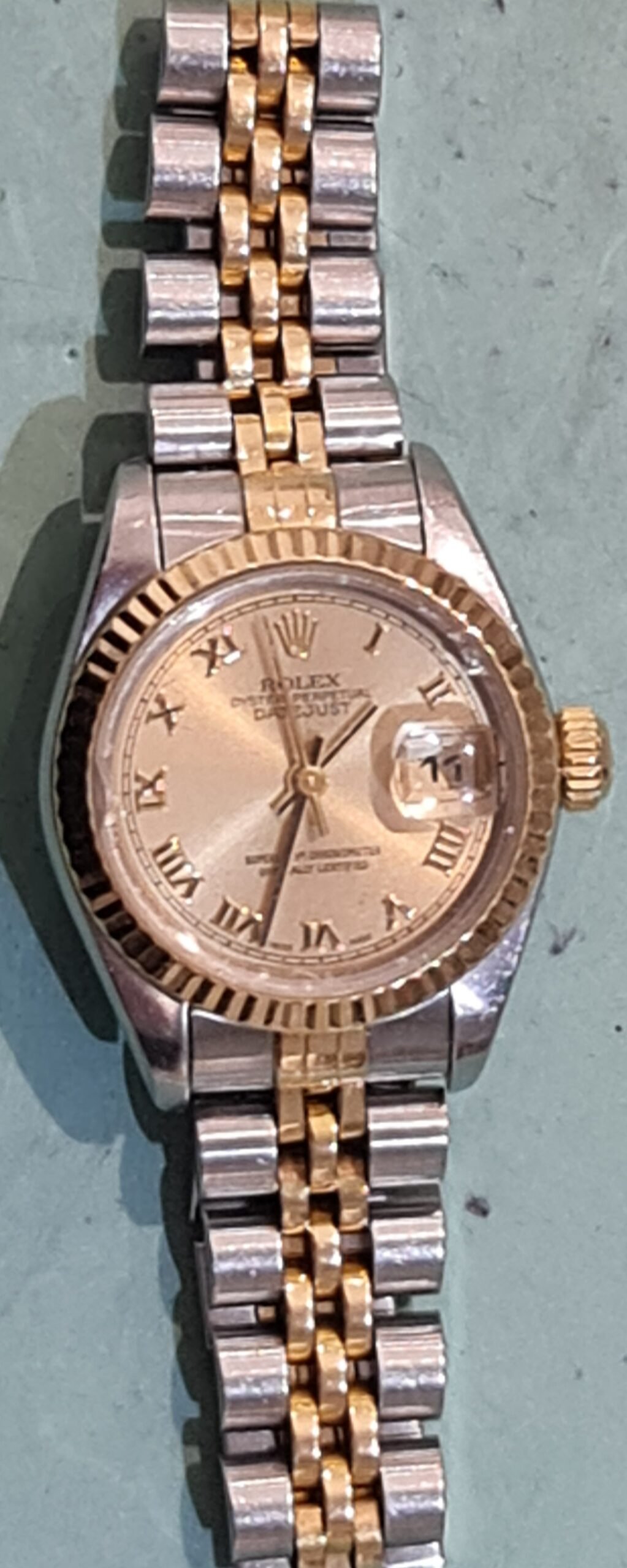 dames rolex kapot