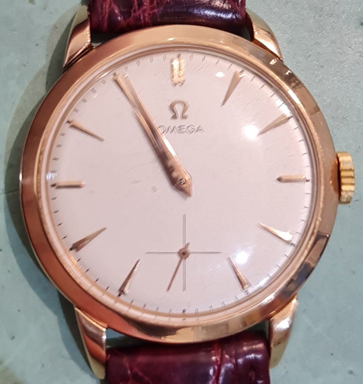 kast omega polijsten