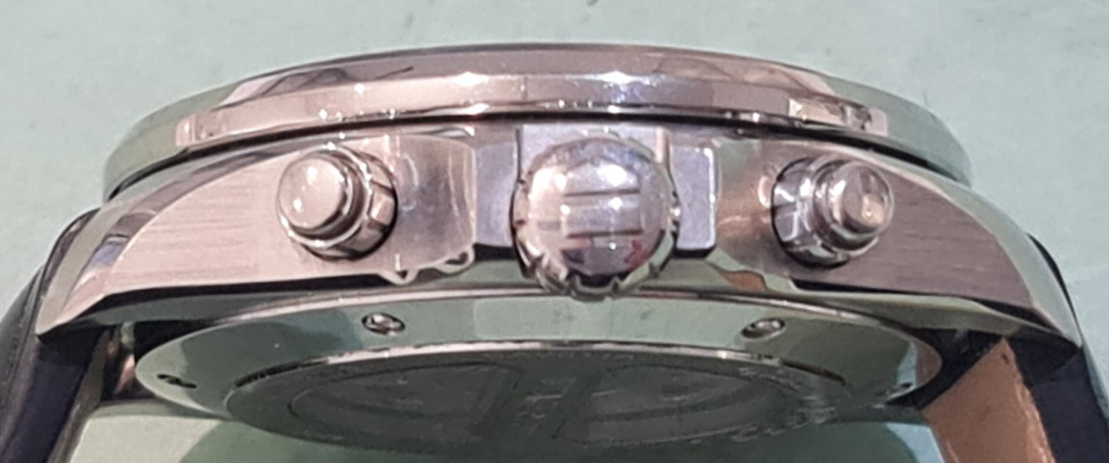 tag heuer carrera calibre 17 kroon vervangen