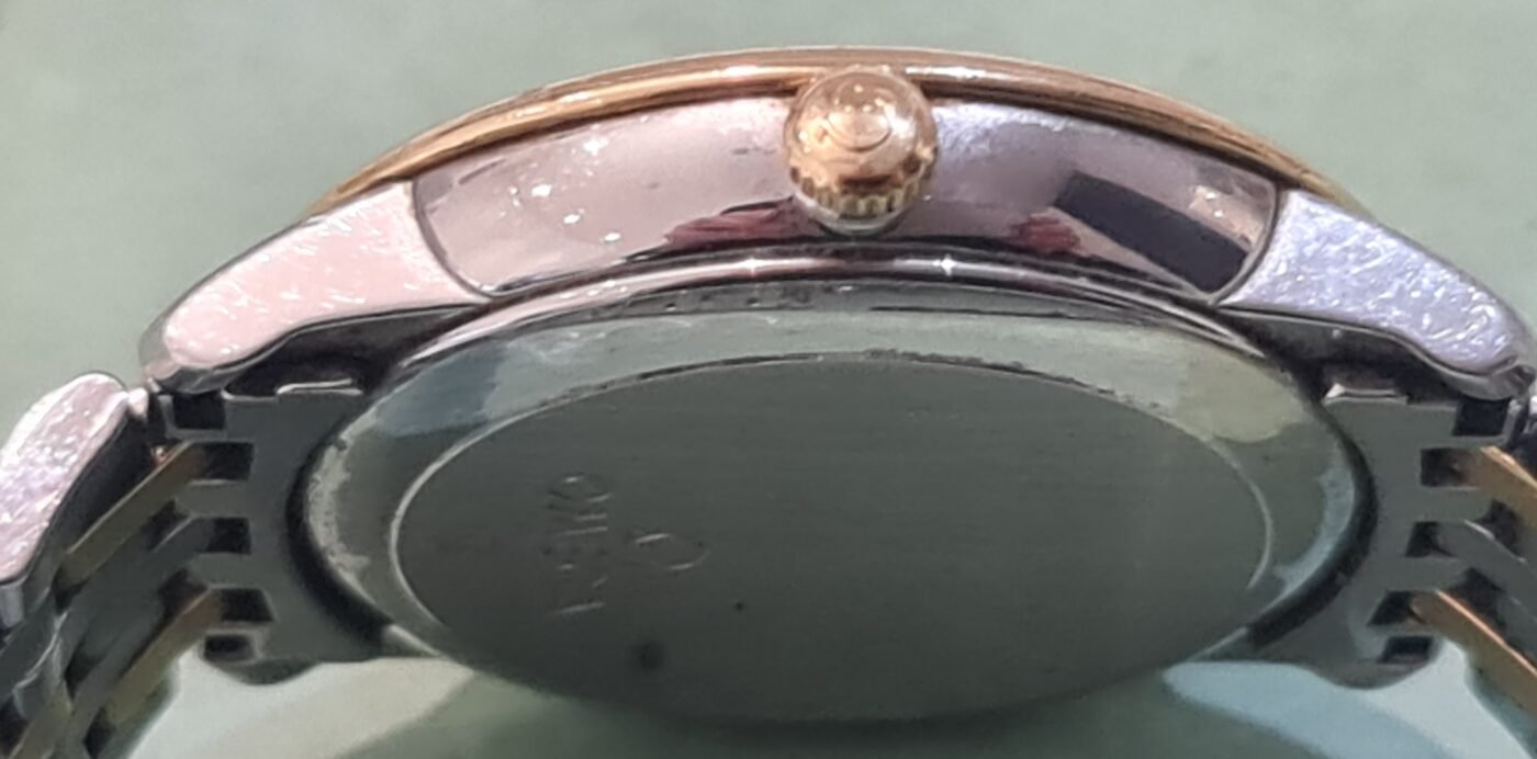 kast omega laten reviseren