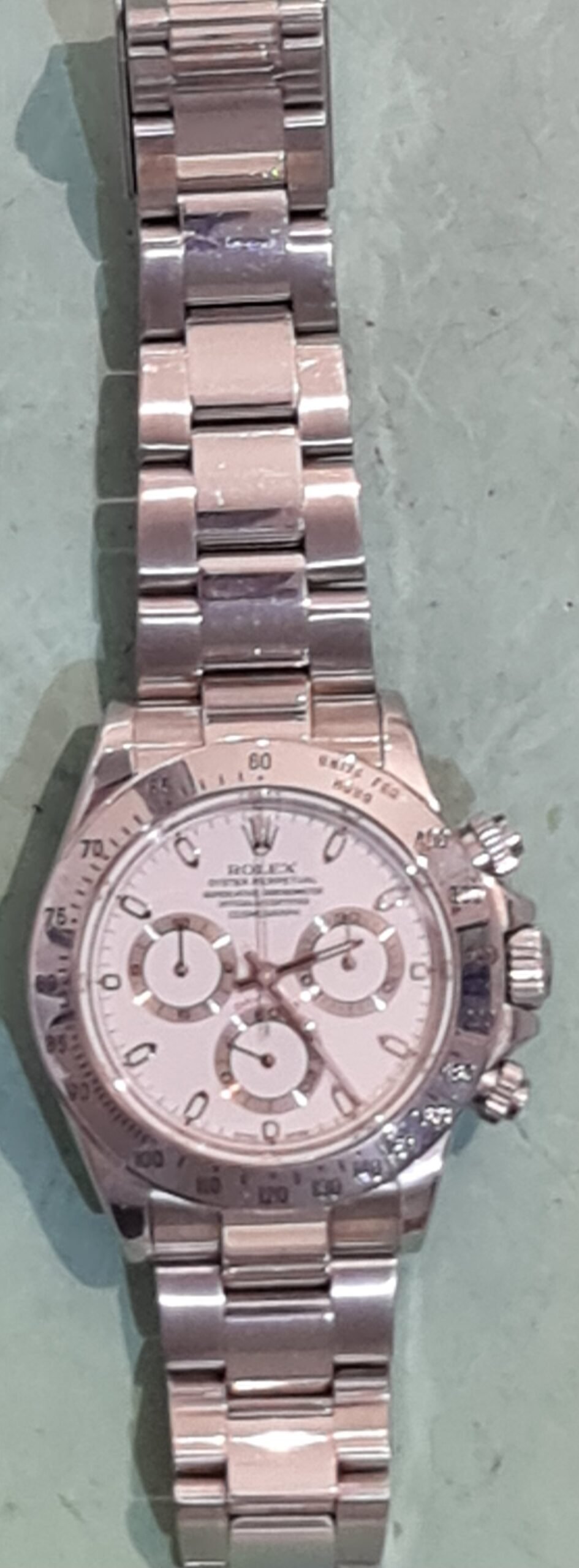 rolex horloge is helemaal kapot