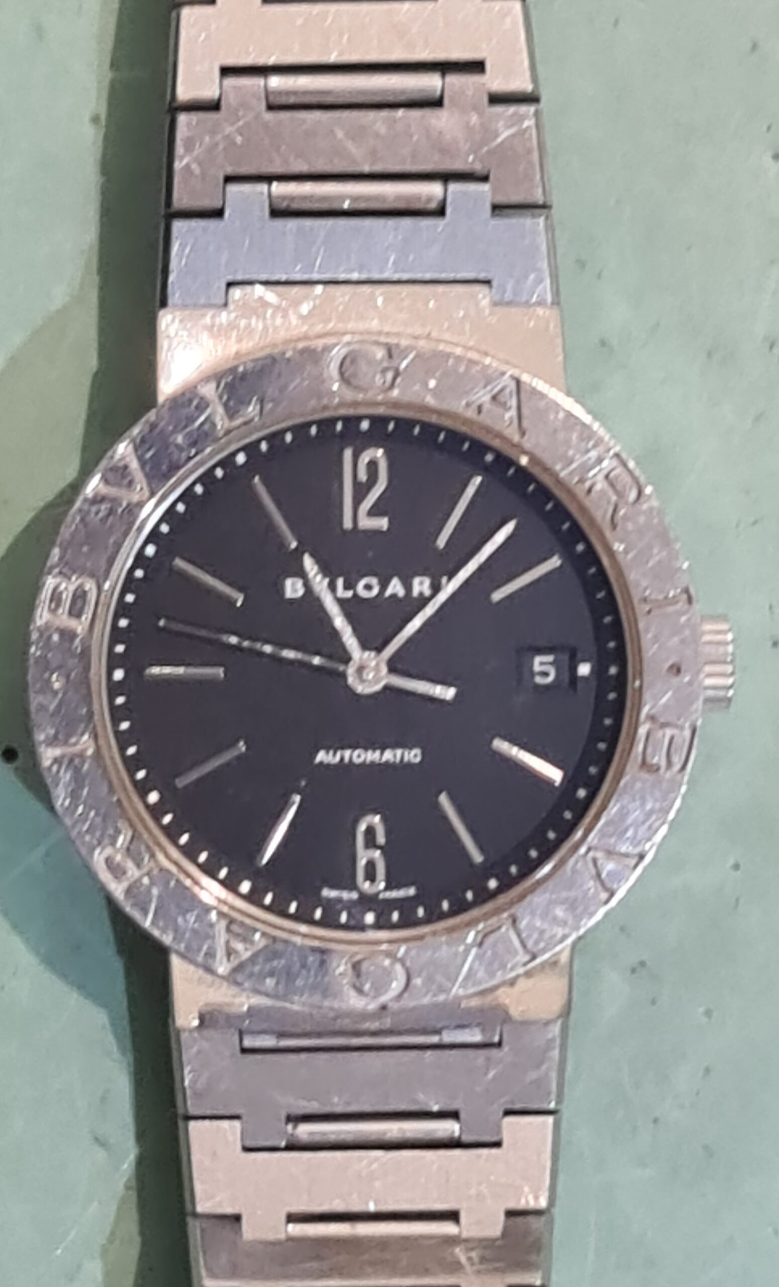 bulgari horloge reviseren