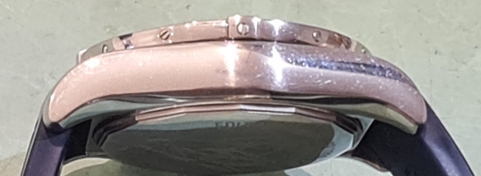 kast horloge revisie