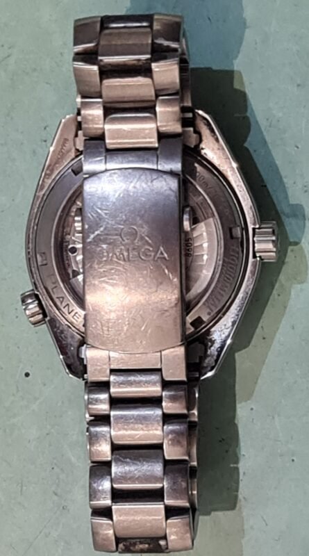 omega service kapot horloge