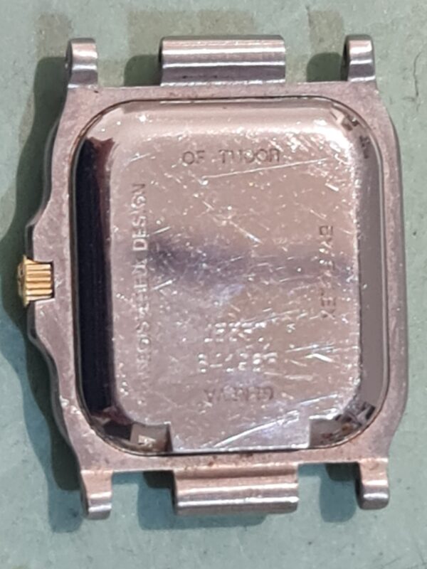 kast tudor polijsten