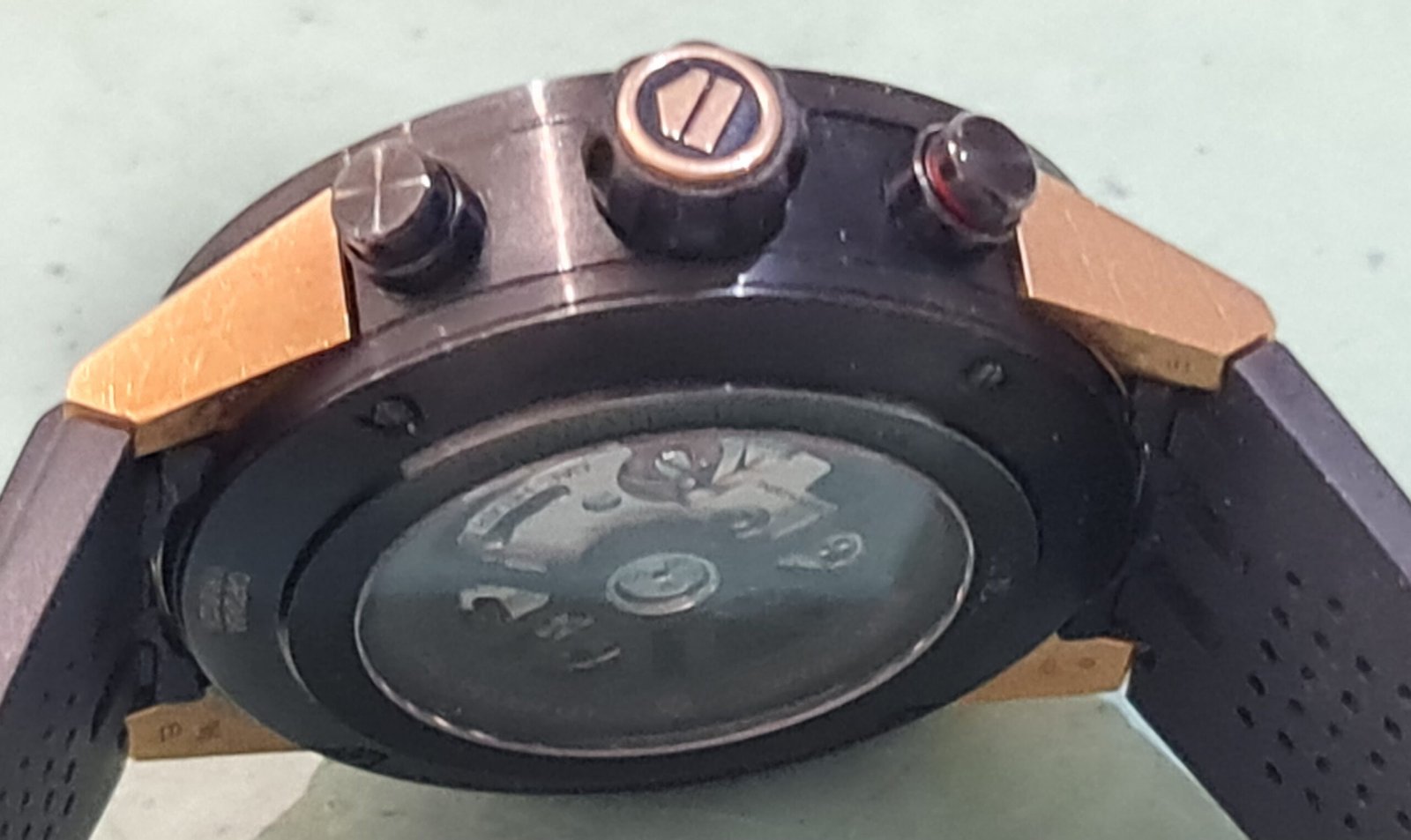 pvd coating tag heuer horloge herstellen