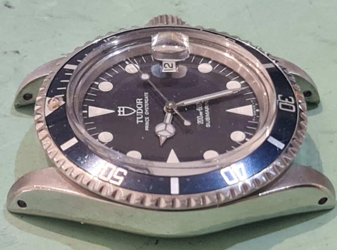 tudor sub repareren