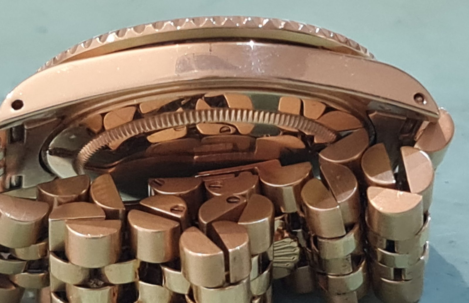 kast rolex is kapot nl