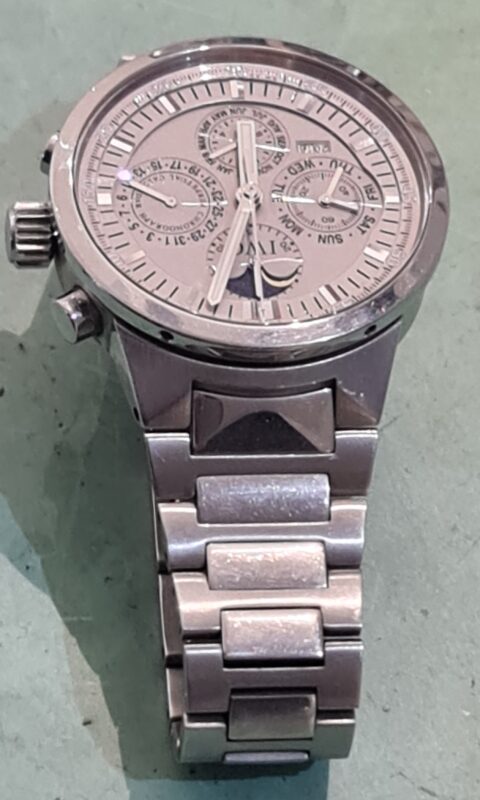 IWC Perpetual Calendar band polijsten