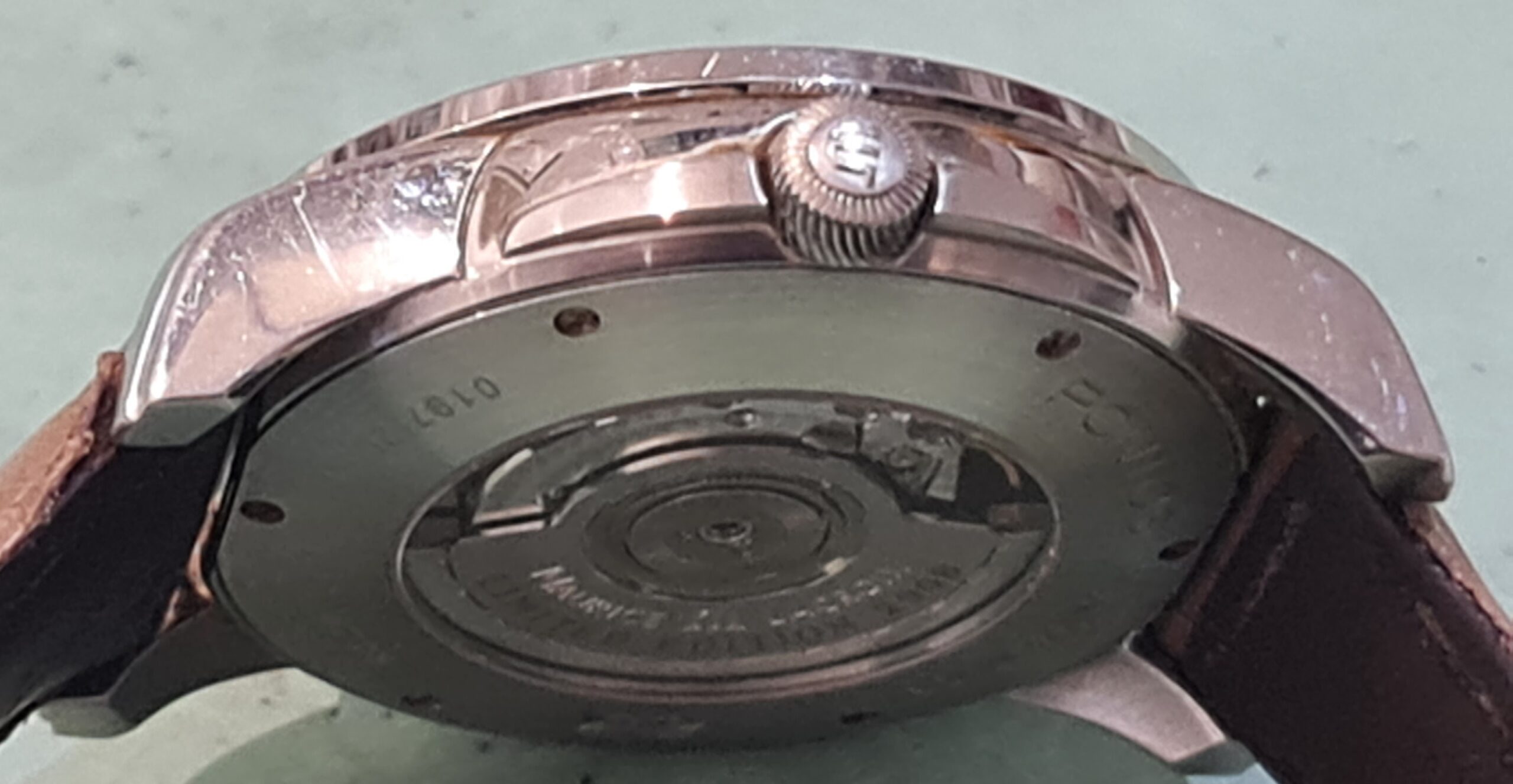 kast maurice lacroix kapot