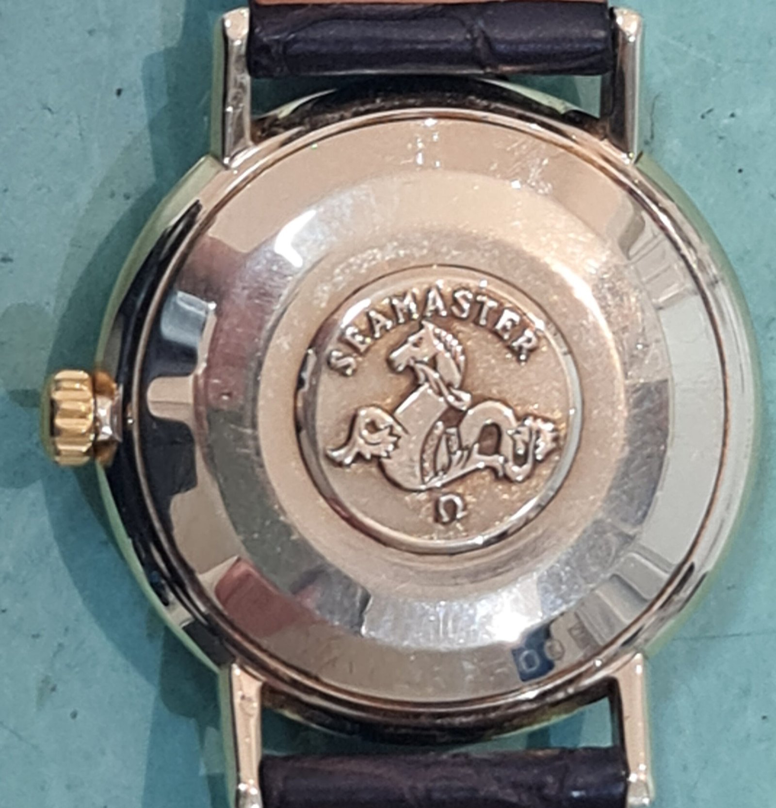 omega vintage horloge herstel