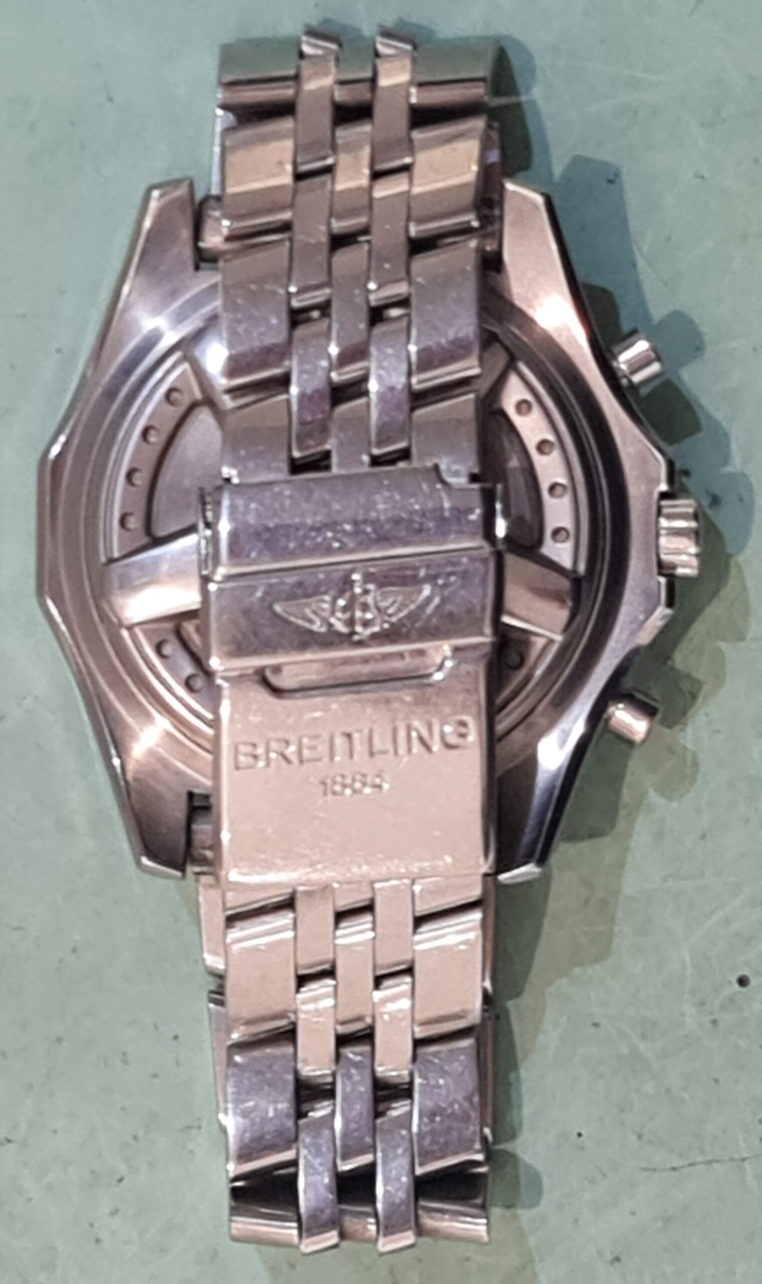 Breitling Bentley bracelet service