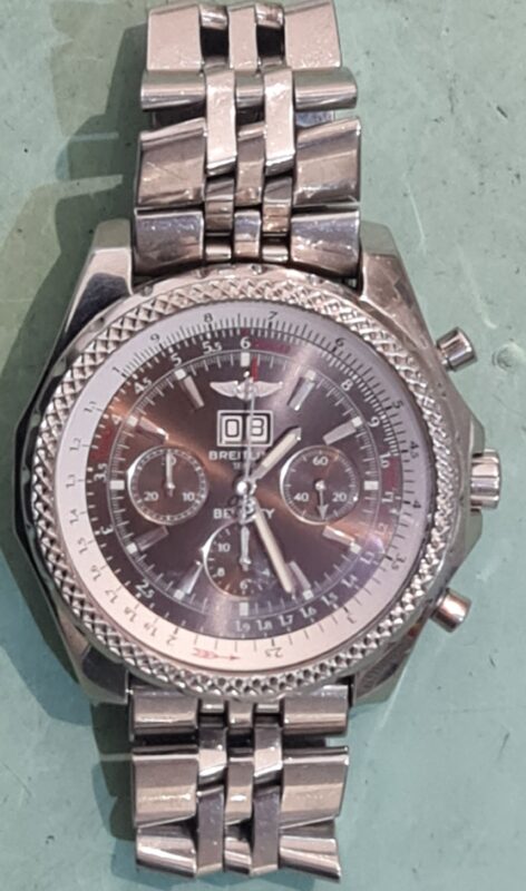 Breitling Bentley polijsten