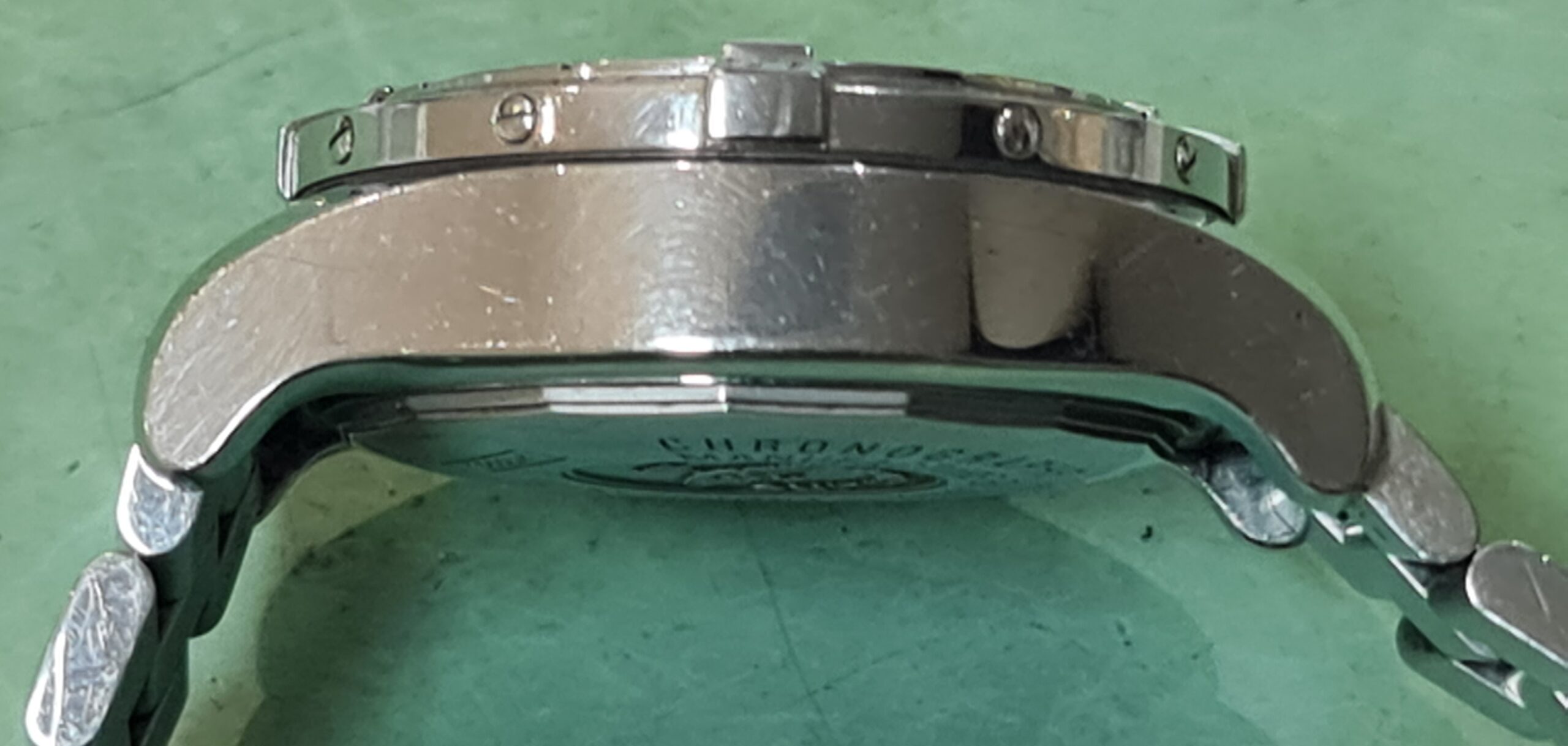 breitling kast horloge polijsten