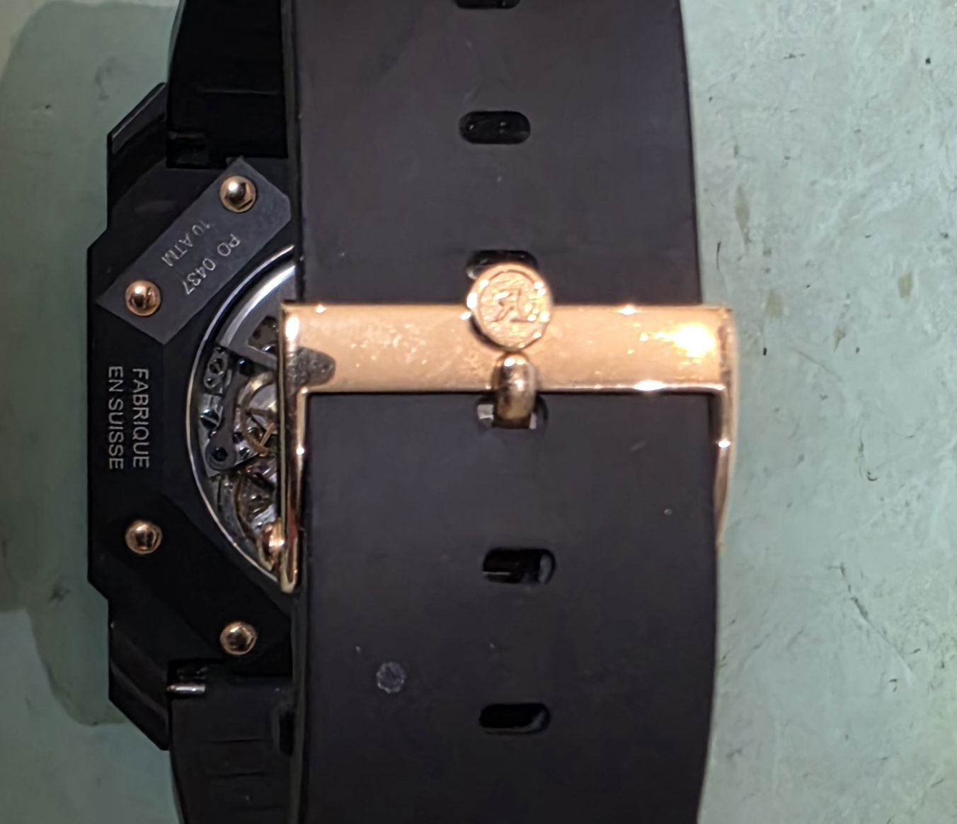 horloge bvlgari kast polijsten