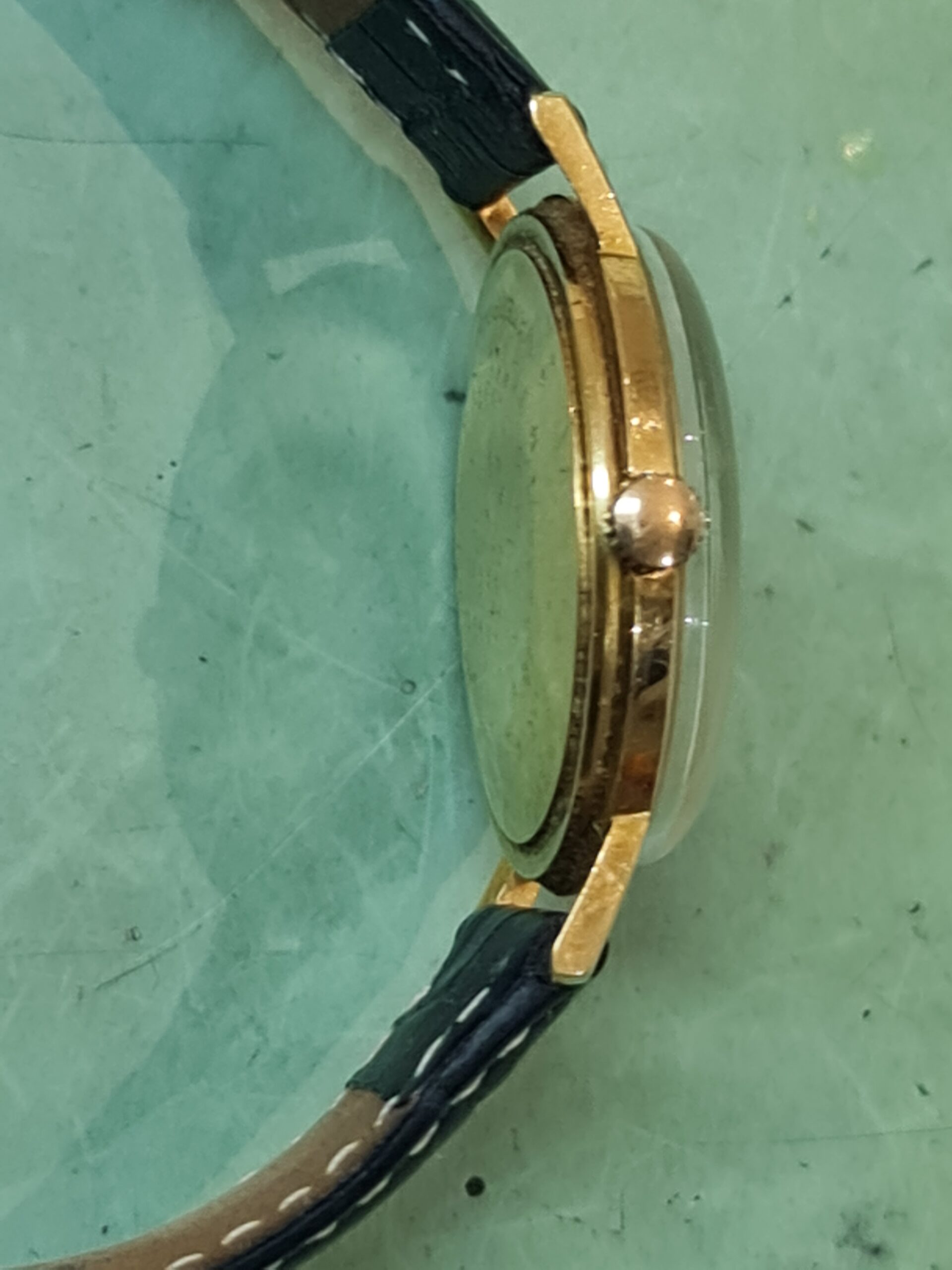 girard-perregaux horloge kroon kapot