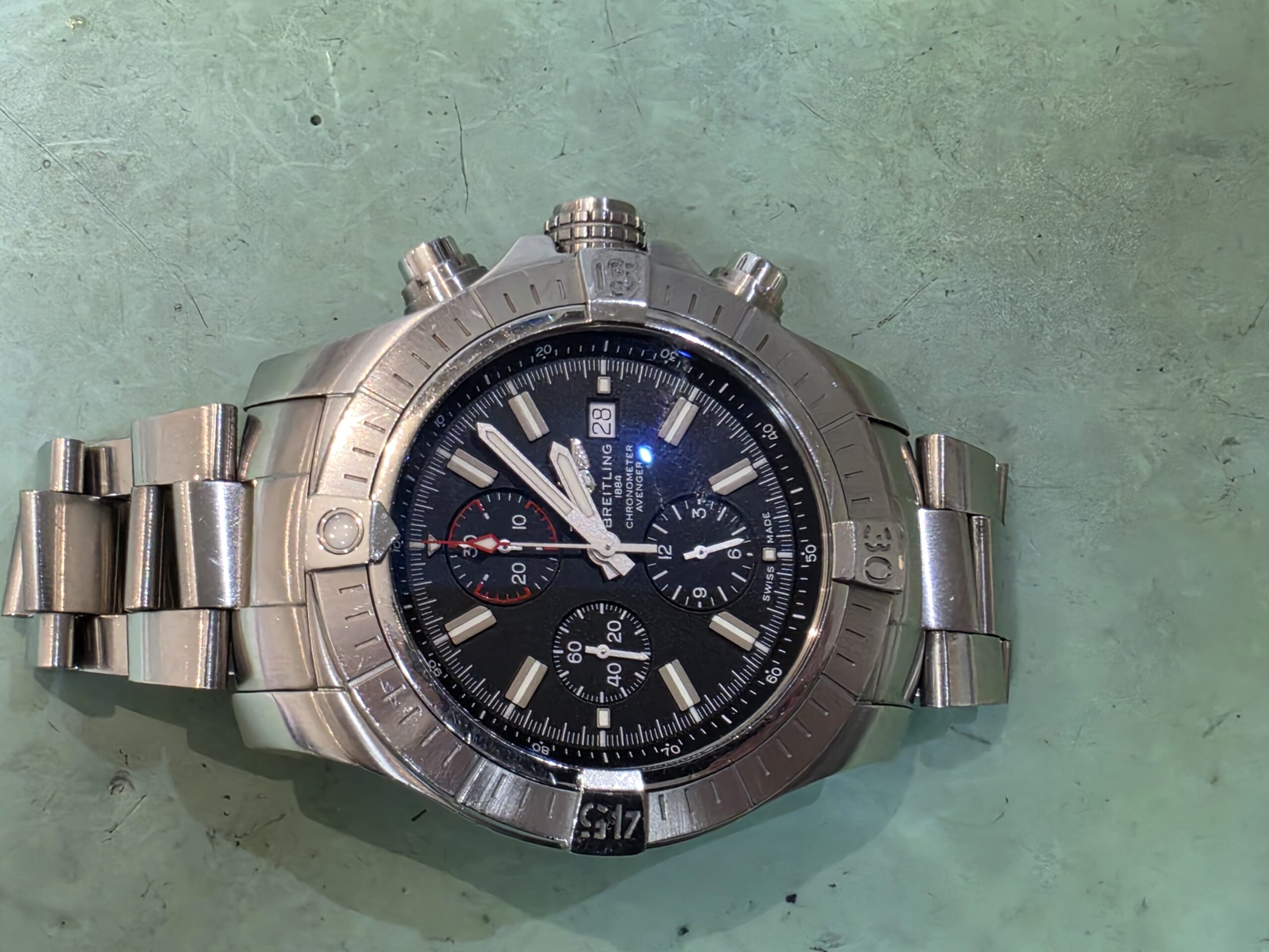kast kapot breitling