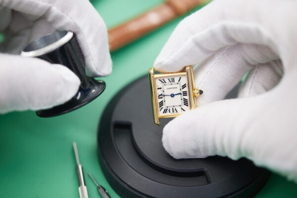 cartier tank maken