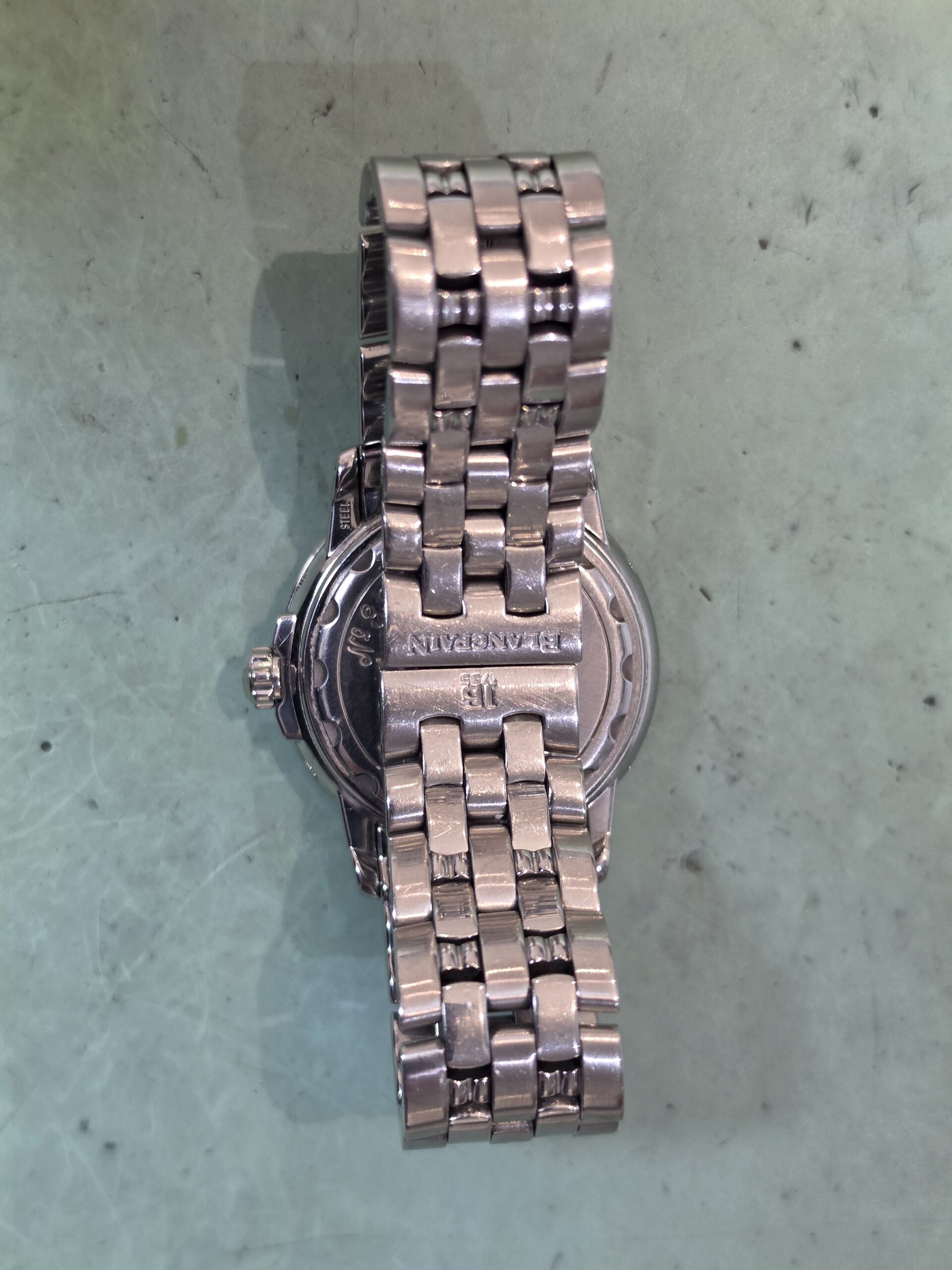 blancpain bracelet service