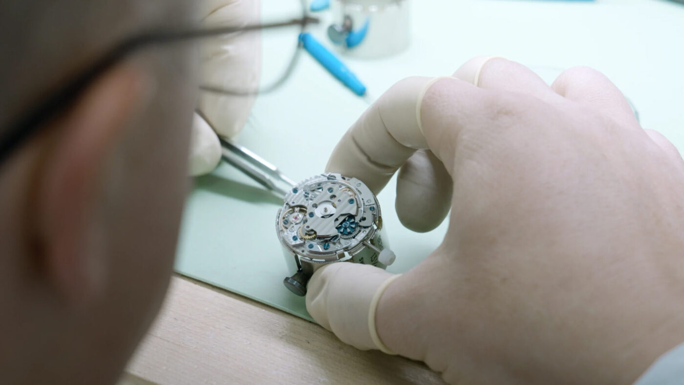 cartier horloge reparatie