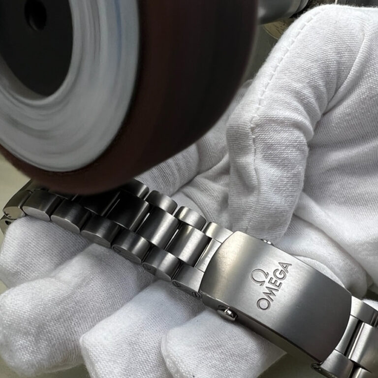 omega horloge polijsten