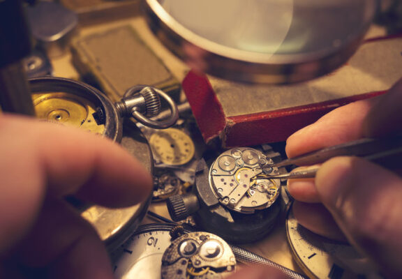 vintage horloge repareren
