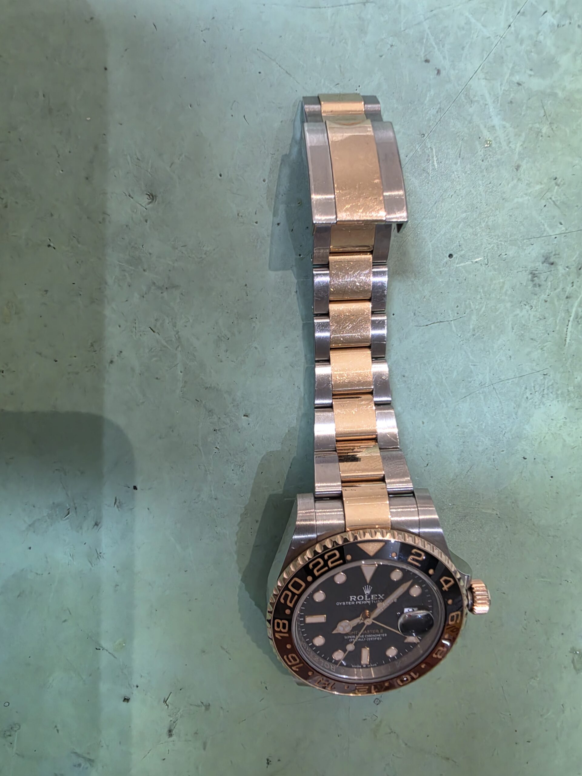 kapot rolex horloge bracelet
