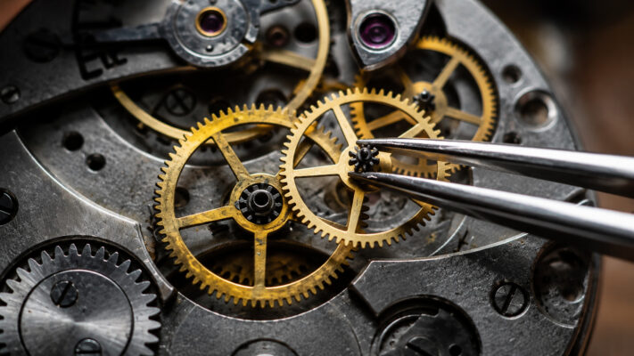 grote horloge reparaties