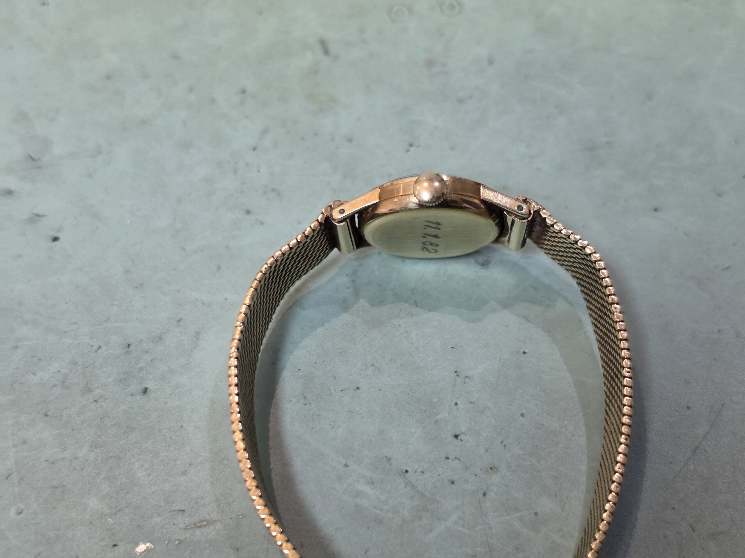 omega horloge vintage repareren