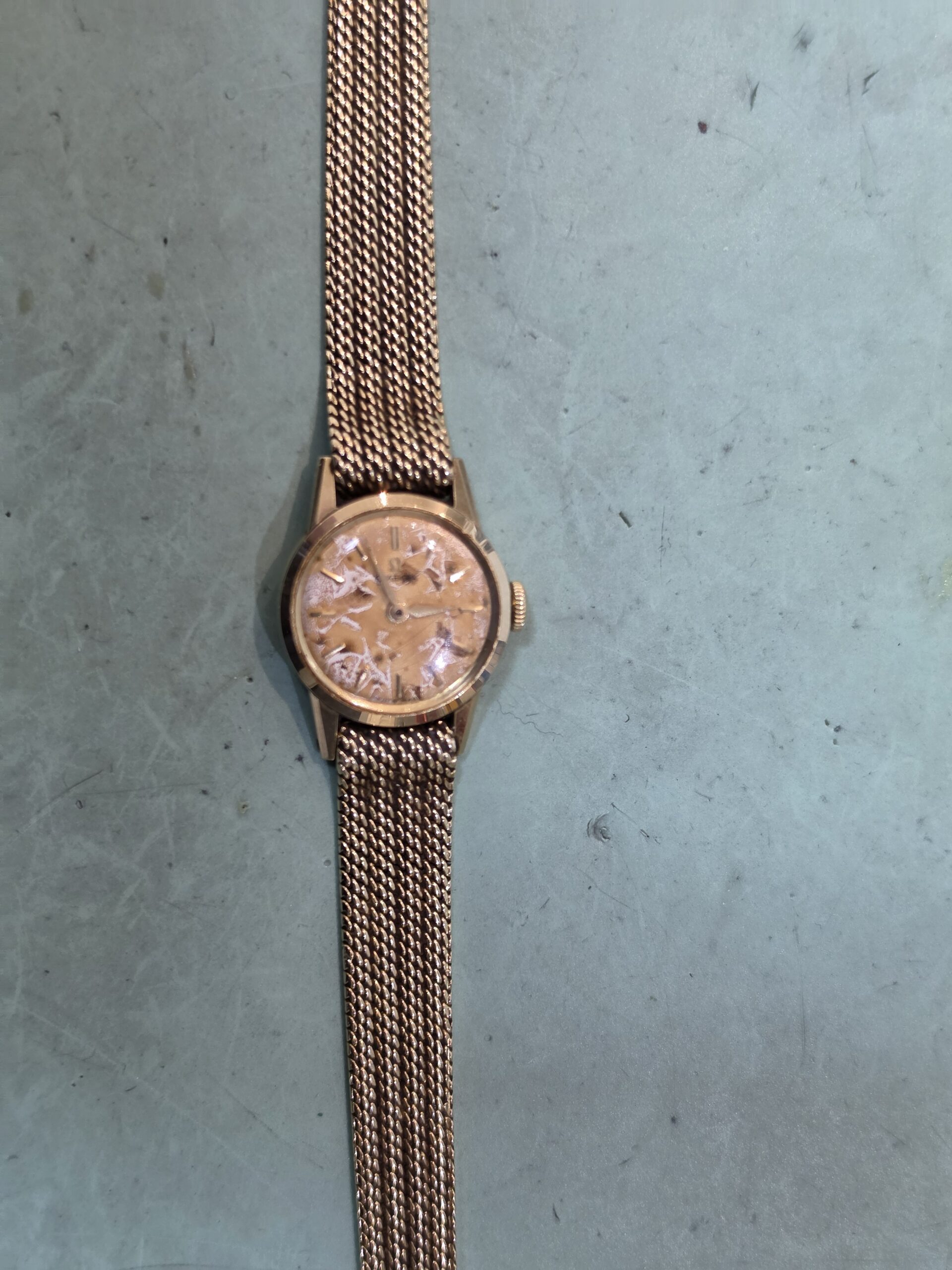 omega vintage kapot