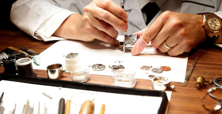 hublot horloge service